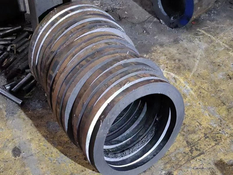 定结30CrMo无缝钢管切割